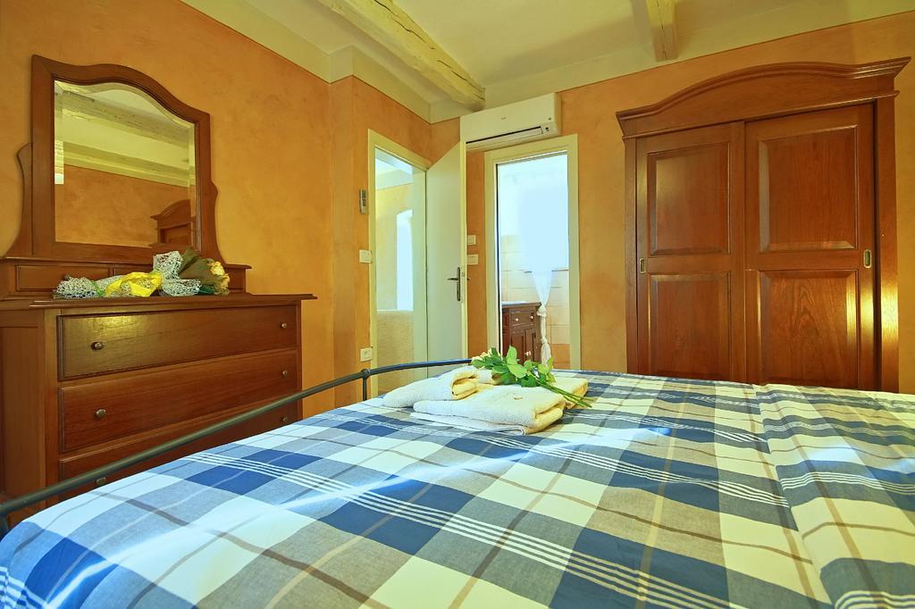 Villa Rea Umag Buitenkant foto