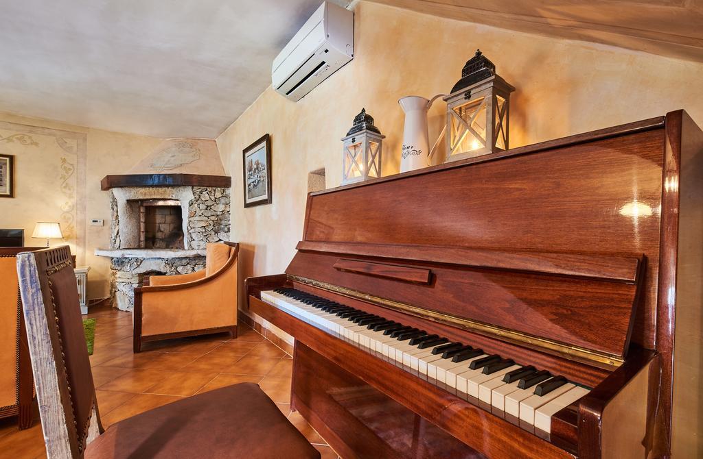 Villa Rea Umag Buitenkant foto